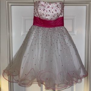 Moro Lee Sweet 16 dress - size 7/8. worn once!